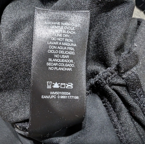 Embrace Your Curves by Miracle Brands Black One Piece Swimsuit Size M - Picture 5 of 5